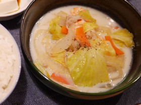豆乳でちゃんぽんスープ