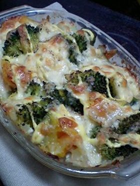 ブロッコリーかぼちゃの豆腐ソースグラタン