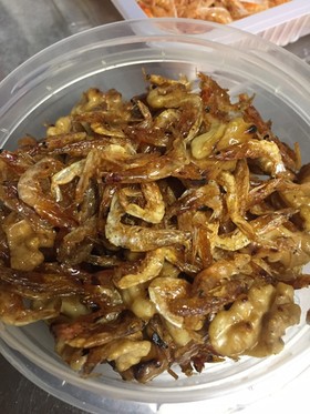 桜エビと胡桃の佃煮