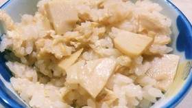 タケノコ水煮と油揚げで♪ タケノコご飯