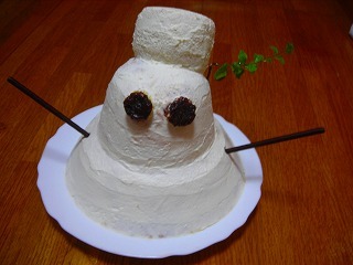 雪だるまケーキの画像