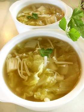 白菜とエノキの簡単とろみスープ