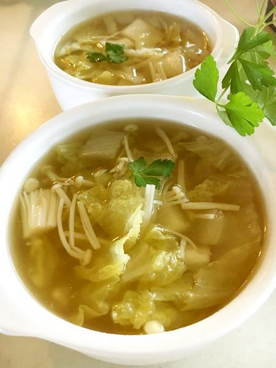 白菜とエノキの簡単とろみスープの写真
