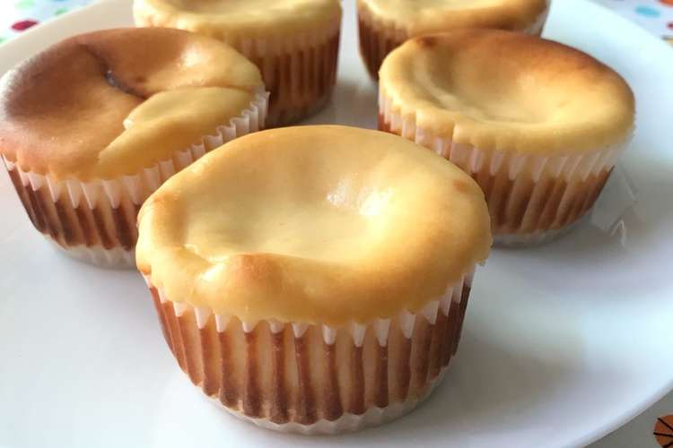 簡単 カップでベイクドチーズケーキ 2 レシピ 作り方 By 小豆ん子 クックパッド 簡単おいしいみんなのレシピが350万品