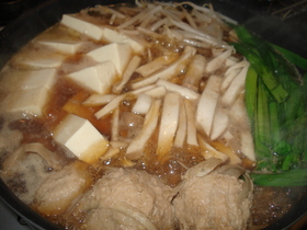 ごぼう団子鍋(すき焼き風)