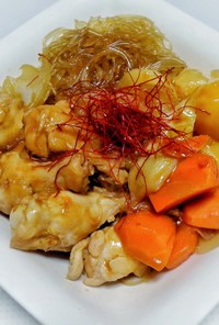 チムタク（鶏の甘辛煮)韓国料理