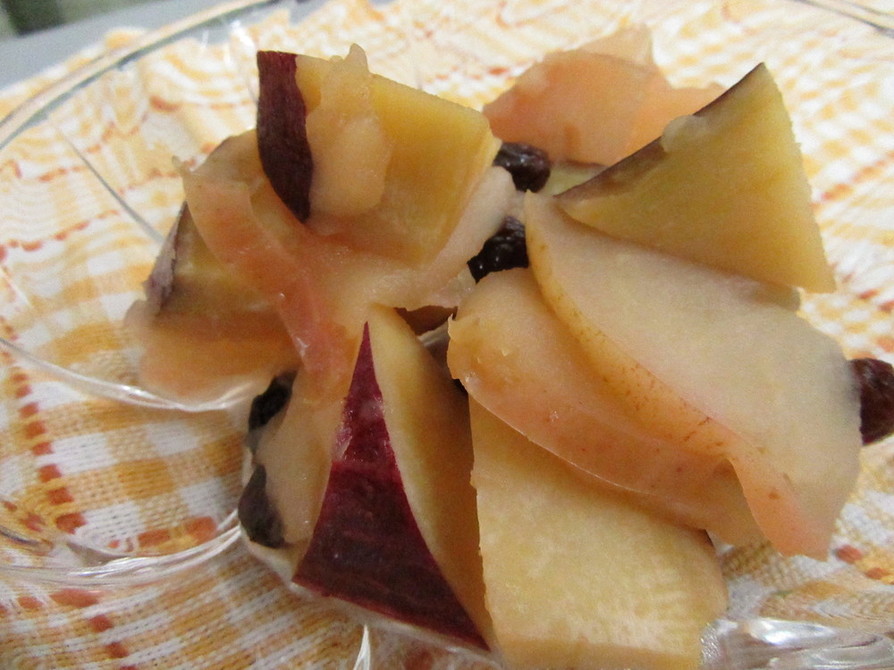 サツマイモのリンゴ煮の画像