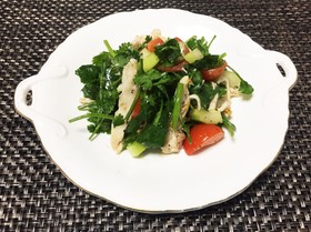 パクチーとセロリのデトックスサラダ