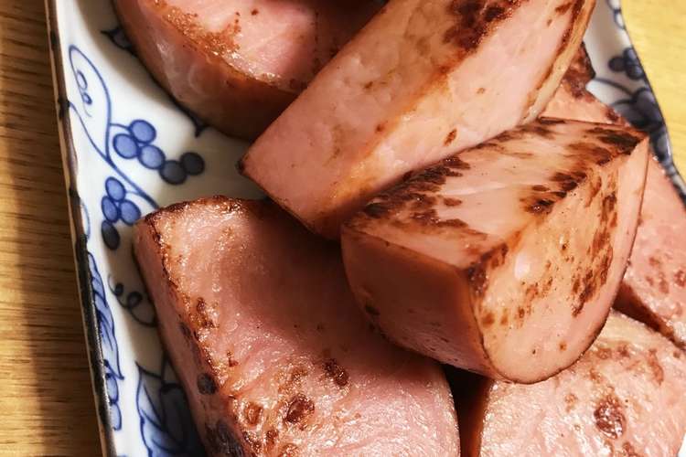 お歳暮のロースハム 厚切りハムステーキ レシピ 作り方 By だのん 彡 クックパッド 簡単おいしいみんなのレシピが361万品