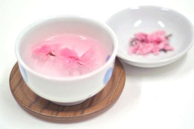 桜茶 ひな祭りなど慶事の席に レシピ 作り方 By 辻しば漬本舗 クックパッド 簡単おいしいみんなのレシピが356万品