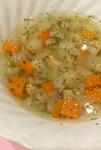コロコロ野菜の根菜スープ