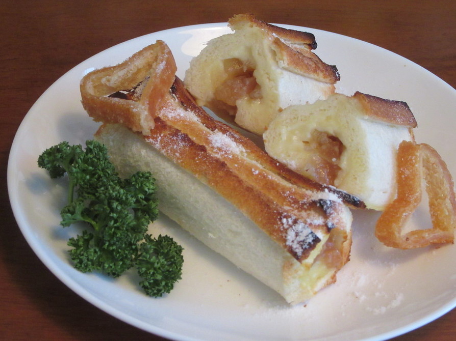 簡単！サクサク！食パンで作るアップルパイの画像