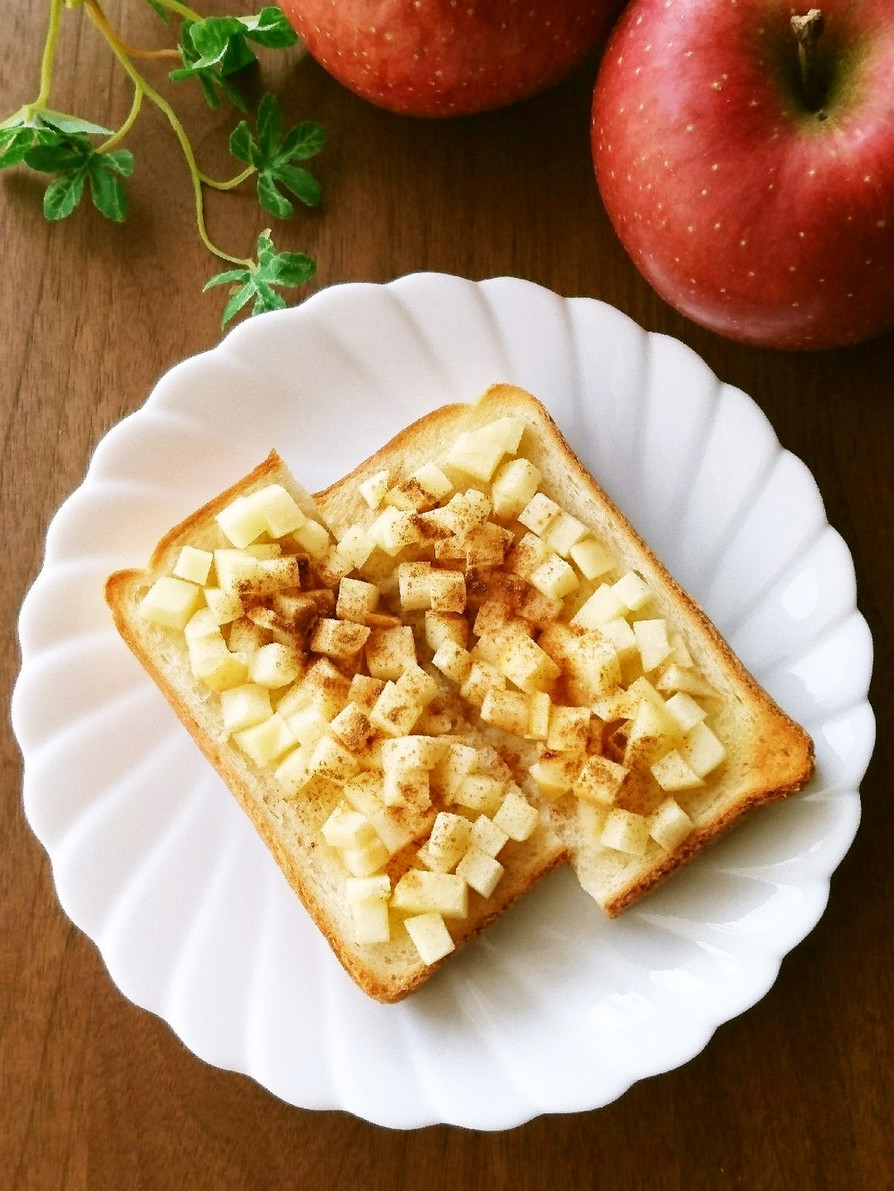 りんごのメープルシナモントーストの画像