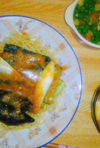 鯖味噌胡麻油和え麺