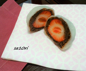 白玉粉で翌日もやわらか!レンジで苺大福!