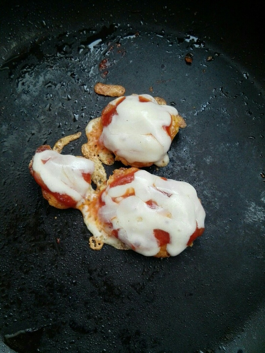 チキンのトマトチーズ焼きの画像