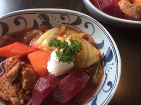 ビーツが甘い!あっさり簡単ボルシチ