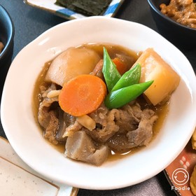 絶品なのに簡単すぎる♡黄金比♡肉じゃが