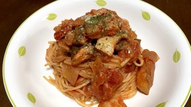 鯖と野菜のトマトソースパスタ
