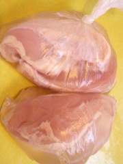 簡単♪鶏むね肉をやわらかく仕上げる方法の写真