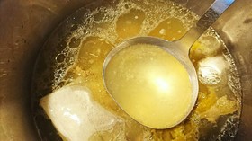 基本のボーンブロス(鶏ガラver)