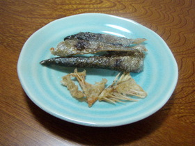 捨てるトコなし!鮭皮と中骨のエコおつまみ