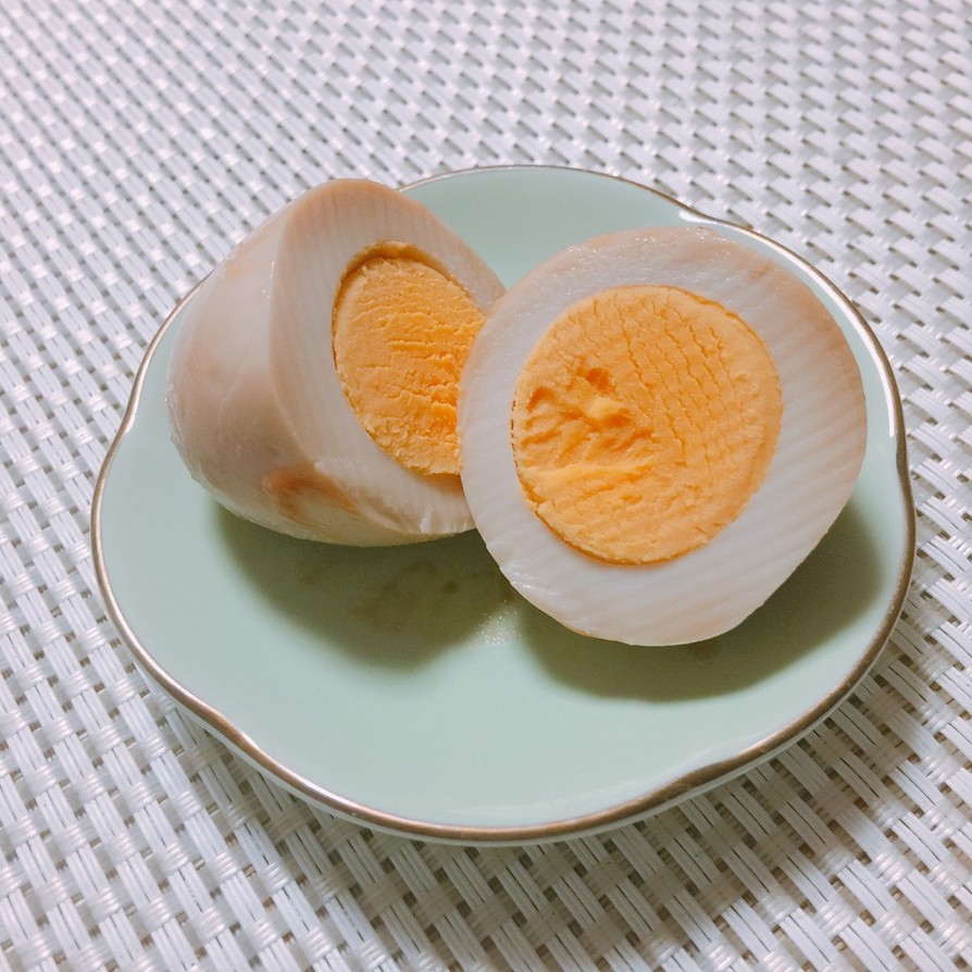 醤油麹で味付け卵の画像