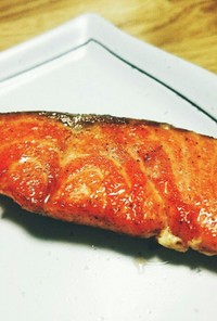 卵焼き器で鮭の塩焼き～お弁当の簡単おかず