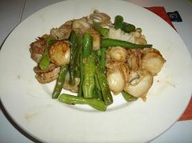 ベビーほたてとインゲンのバター醤油