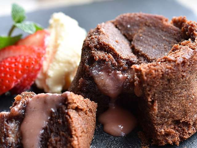 ストロベリーフォンダンショコラ By みき クックパッド