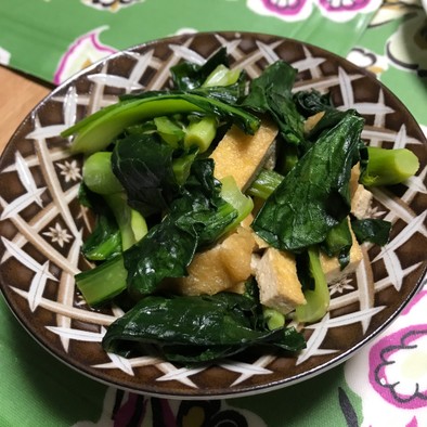 小松菜と油揚げの煮物の写真