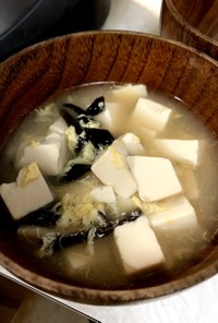 豆腐とキクラゲの卵とじスープ