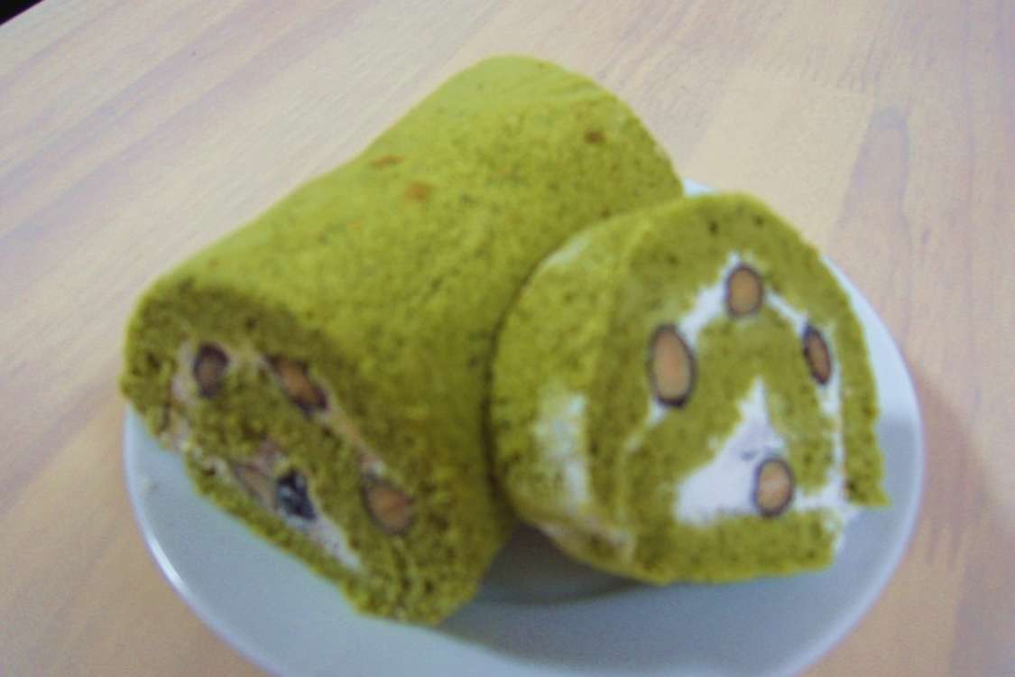 残った黒豆で簡単 抹茶黒豆ロールケーキ レシピ 作り方 By 遥キノコ クックパッド 簡単おいしいみんなのレシピが379万品