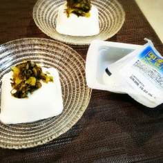 豆腐をパックからつるんと出す裏技! 豆腐をパックからつるんと出す裏技!