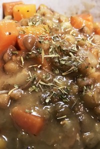 圧力鍋で簡単✨手羽先とレンズ豆のスープ煮