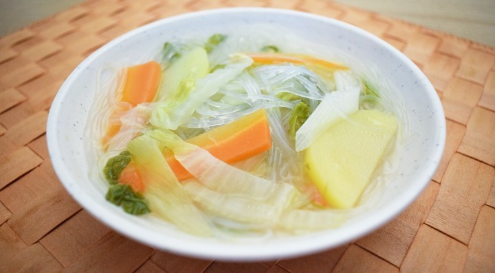  白菜とじゃがいもの春雨スープ   の画像