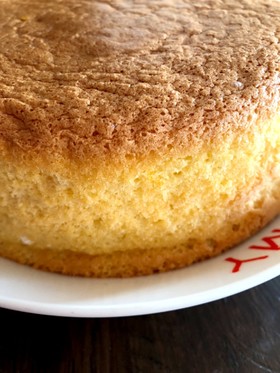 ノンオイルでヘルシー。スポンジケーキ