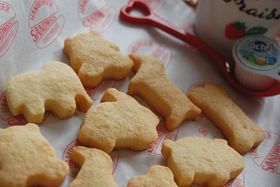 材料4つ!基本の型抜きクッキー☆