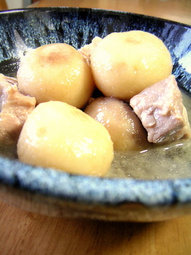 豚バラと里芋のつゆたっぷり煮込み