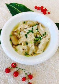 白菜のワンタンスープ