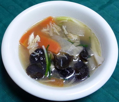 帆立貝柱と野菜の中華風スープの写真