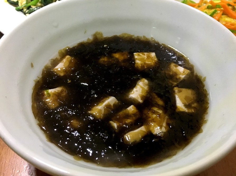 超簡単韓国家庭料理☆海苔と豆腐のスープの画像
