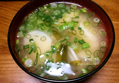 ◆菊芋と豆腐とわかめの味噌汁◆の写真