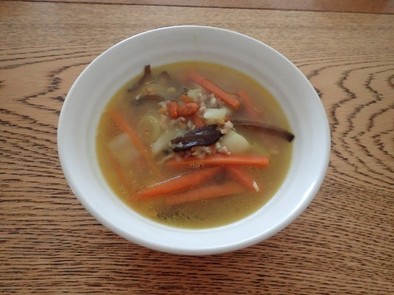 中華風　薬膳スープの写真