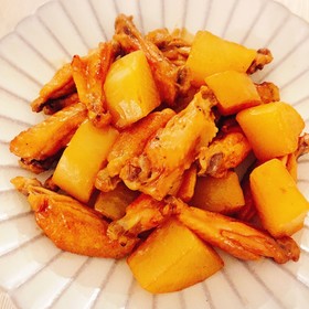 手羽と大根の煮物