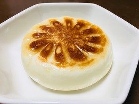 カリ2もっちりジューシーうま!焼き肉まん