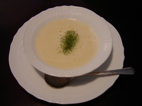 玉葱とじゃが芋のスープ