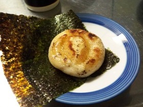 おやつに最適 餅のバター醤油焼き