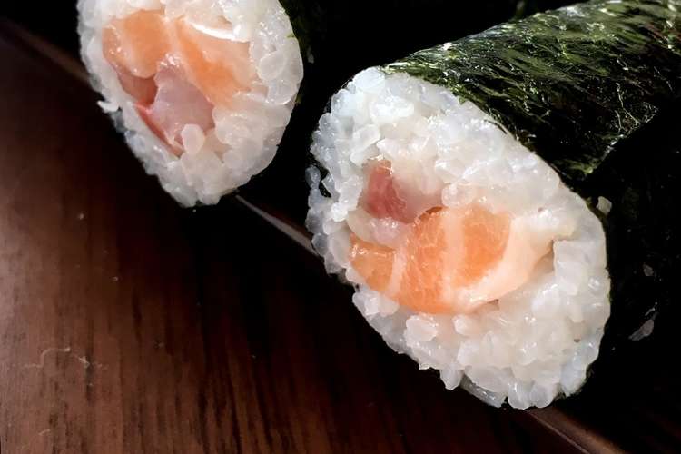 巻き寿司の綺麗な切り方 レシピ 作り方 By くまゃん クックパッド 簡単おいしいみんなのレシピが358万品