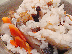 とっておきの塩ウニ炊き込みご飯”少女”